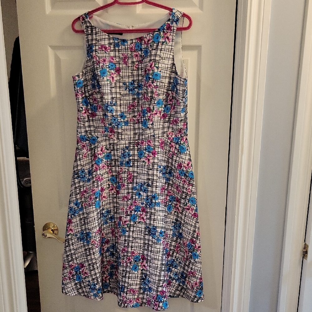 Jones Studio Pink and Blue A-line Midi Dress